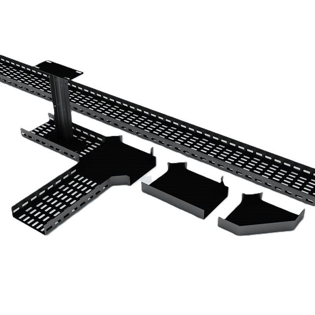 سیستم سینی کابل با اتصالات متنوع – انعطاف در مسیردهی کابل‌ها این اجزا برای تغییر مسیر کابل‌ها در جهت‌های مختلف طراحی شده‌اند و امکان اجرای مسیرهای پیچیده و منظم را فراهم می‌کنند.